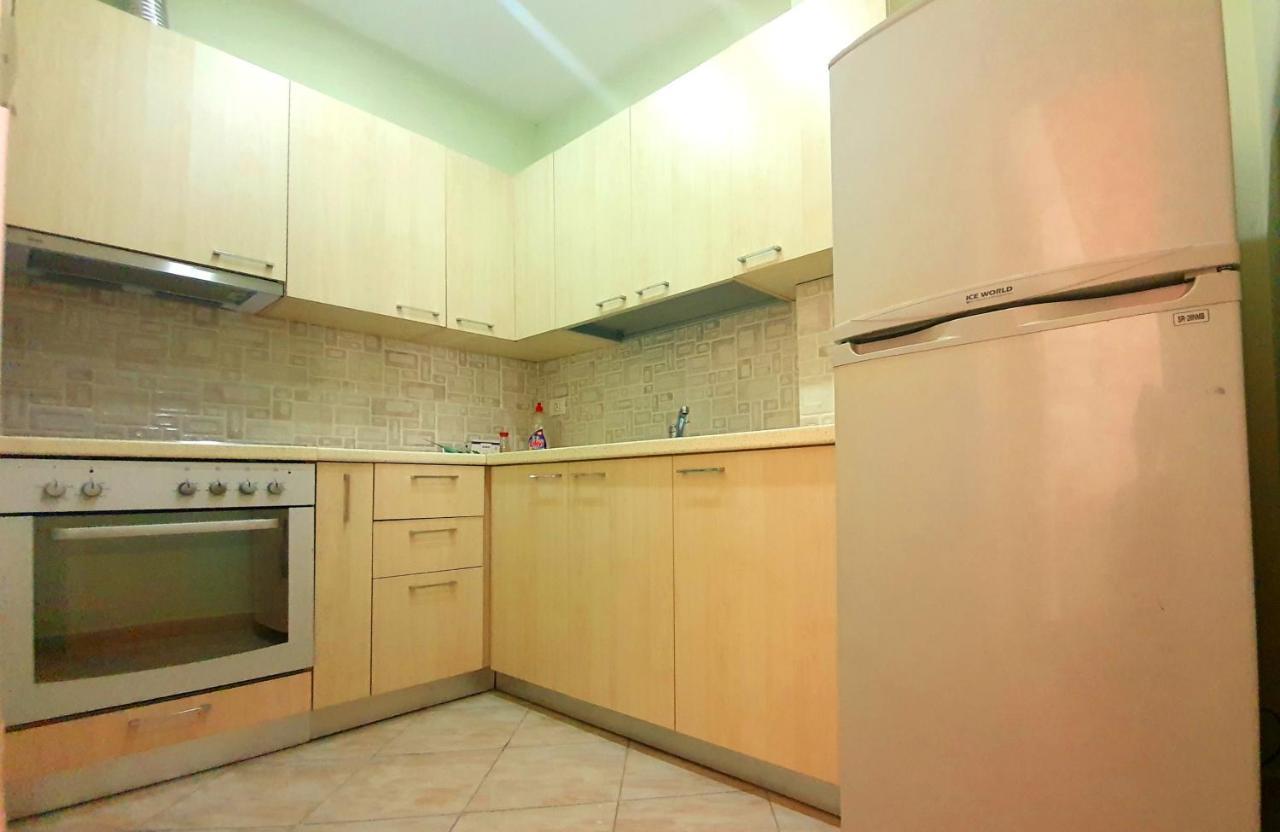 A Cheerful Villa With Free Parking Space Tirana Buitenkant foto